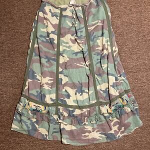 Da Nang Camo Embroidered Skirt